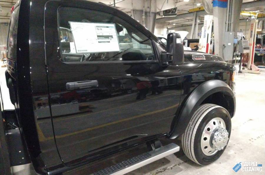 RAM 5500 W/ BRAND NEW Gorilla box