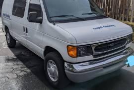 2004 Ford Econoline 350 w/Hydramster CDS Carpet Cleaning