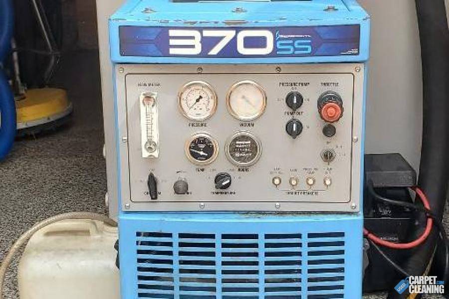 Sapphire SS 370 mounted in Pace 16' trailer
