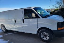 2008 GMC 2500 Savanna extended van with prochem legend