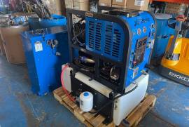 Hydramaster Boxxer 423S (Package)