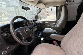 Very low miles on pristine van, only 10 hours on Titan 325 Very low miles on pristine van, only 10 hours on Titan 325