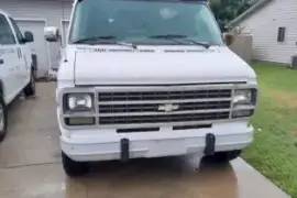 1996 GMC Van with Butler Cleaning System