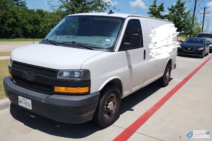 2019 Chevy Express 2500 Turnkey Carpet Cleaning Van - Sapphire 37