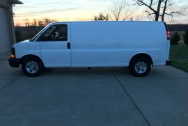 2010 Chevy Express 3500, HydraMaster 4.8 CDS and HydraCradle