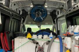 Ss 370 truck mount - 300 hrs - with waste tank fresh Tank & m