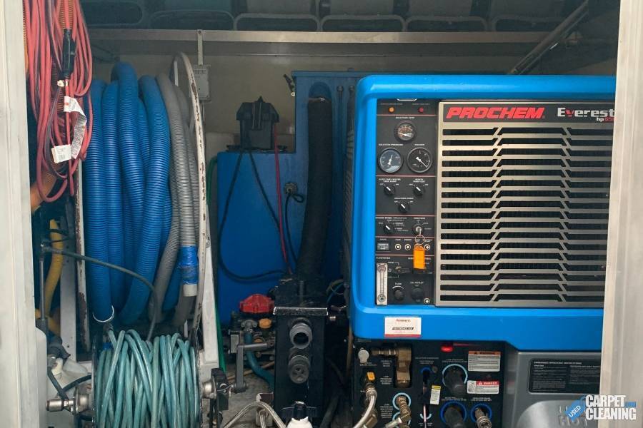2010 Chevrolet Express 4500 with Prochem Everest 650