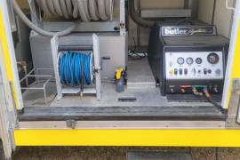 2015 Chevrolet 5400 Box Van with Butler Truckmount system 2015 Chevrolet 5400 Box Van with Butler Truckmount system